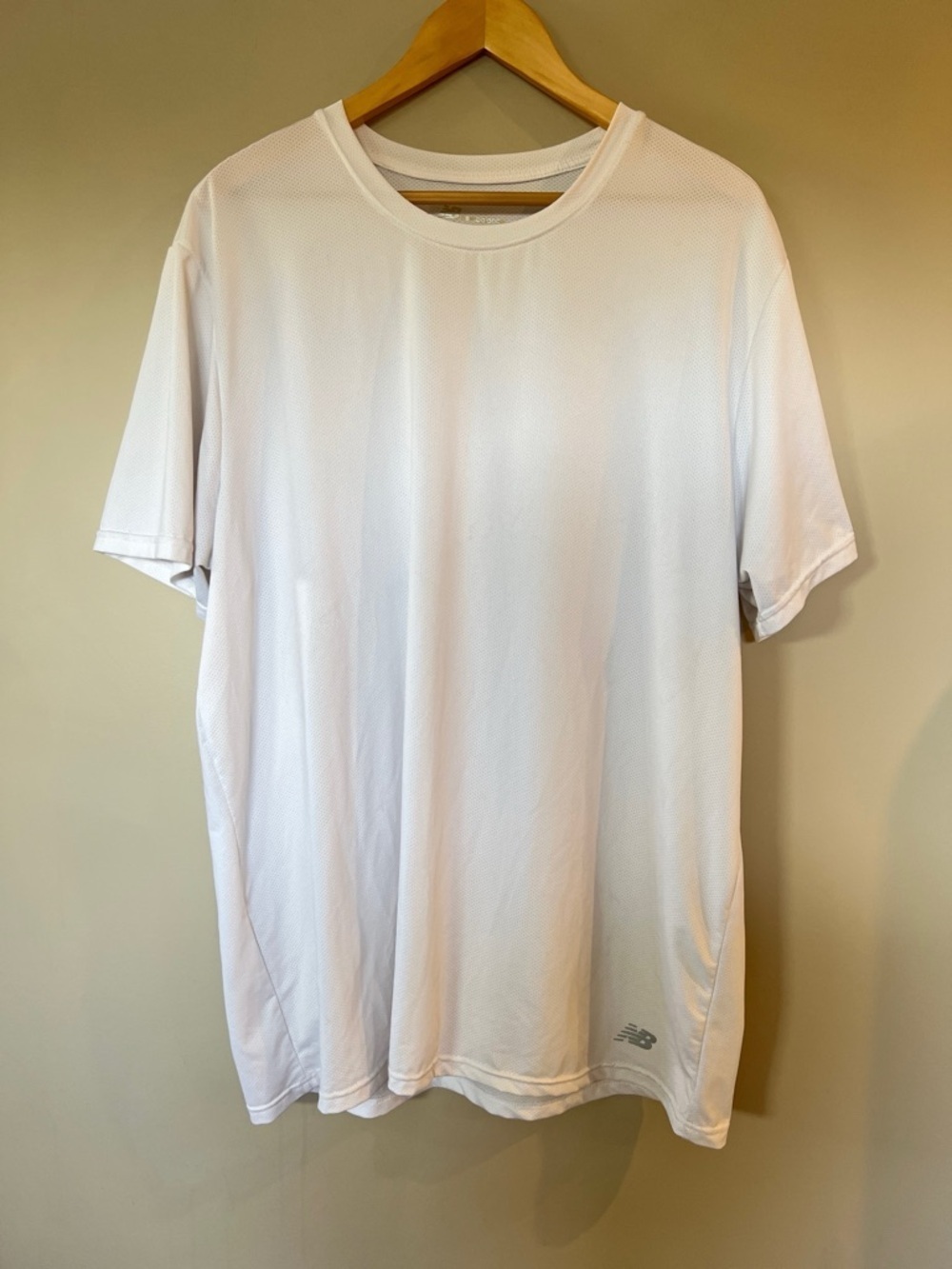 New Balance Men's White Short-Sleeve Athletic Tee